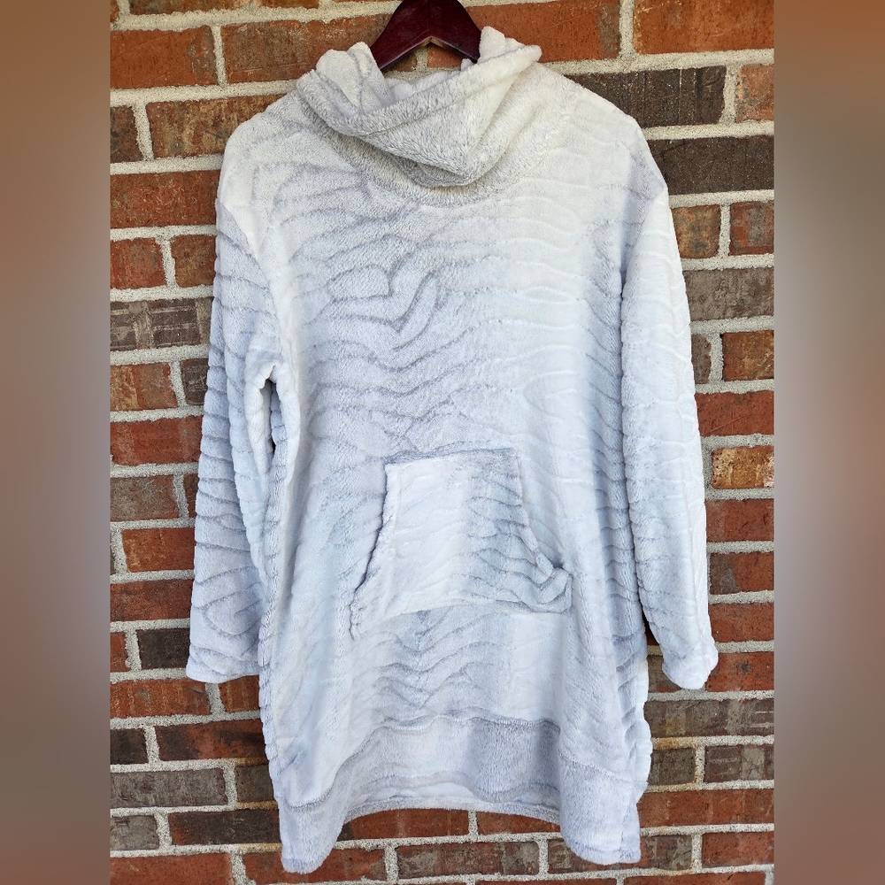 Anne Klein Women's Cozy White & Gray Cowl Neck Sweatshirt Pocket Long Sweater M